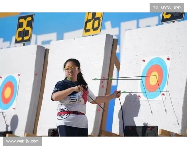 察布查尔射箭公开排名赛与团体淘汰赛精彩上演 聚焦射箭竞技新高度
